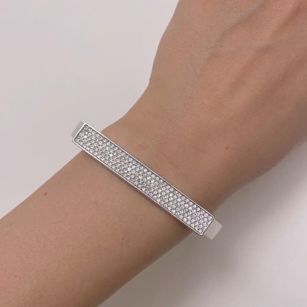 Henri Bendel Silver Crystal Bangle